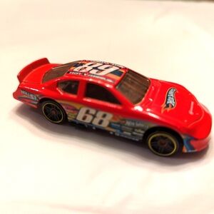 Speedway #68 Hot Wheels Nascar 🔥 Hot Wheels Die Cast Toy Car RC